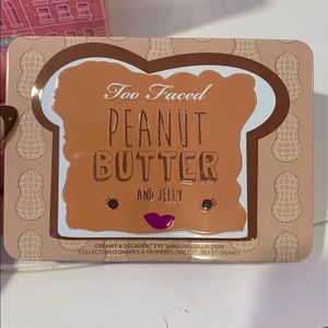 Too faced palette